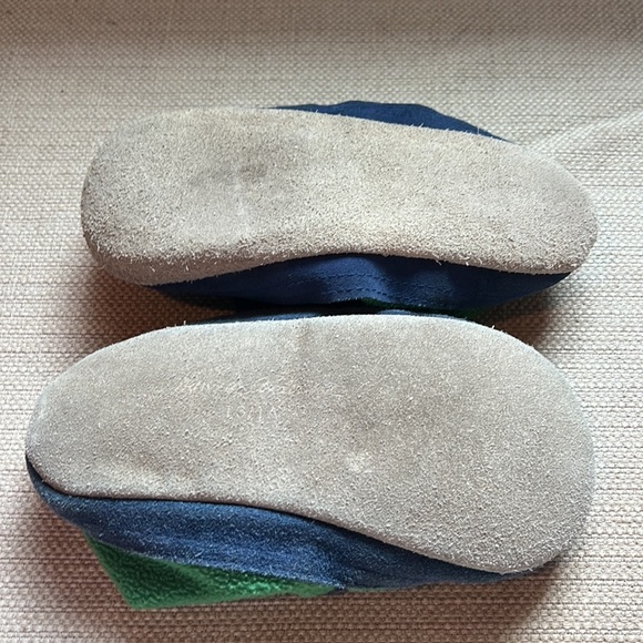 Adorable Hannah Anderson Dragon slippers size 13/1 - Picture 4 of 4